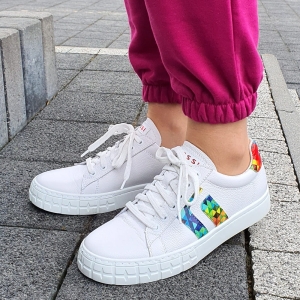 nessi21025-12.jpg