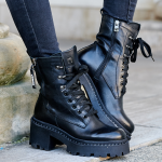 Botki traperki czarne sznurowane Nessi 23533