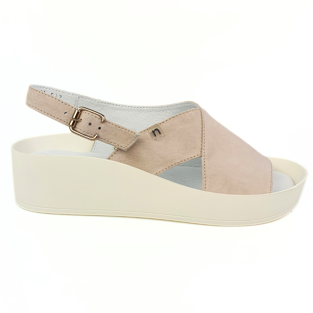 nessi22219-beż195-06 (1).png