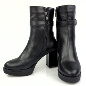 botki na obcasie czarne NESSI 23521-03.png