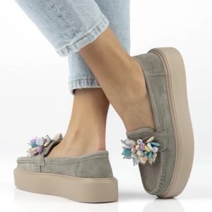 skórzane mokasyny z koralikami khaki szałwia Filippo DP6765 (3).png