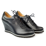 Półbuty damskie na koturnie sznurowane czarne Libero 2030