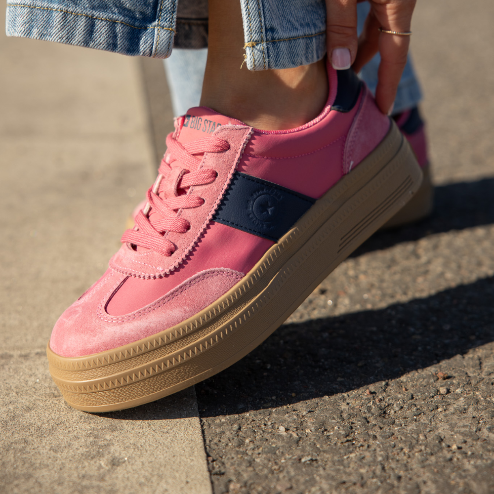 sneakersy damskie różowe Big Star TT274164 (1).png