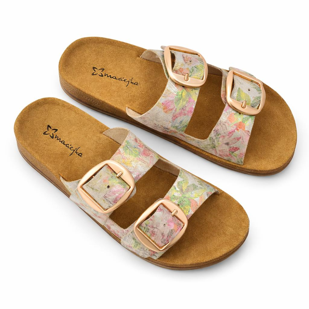 klapki damskie skórzane z klamrami Maciejka P7537 kwiaty (2).png