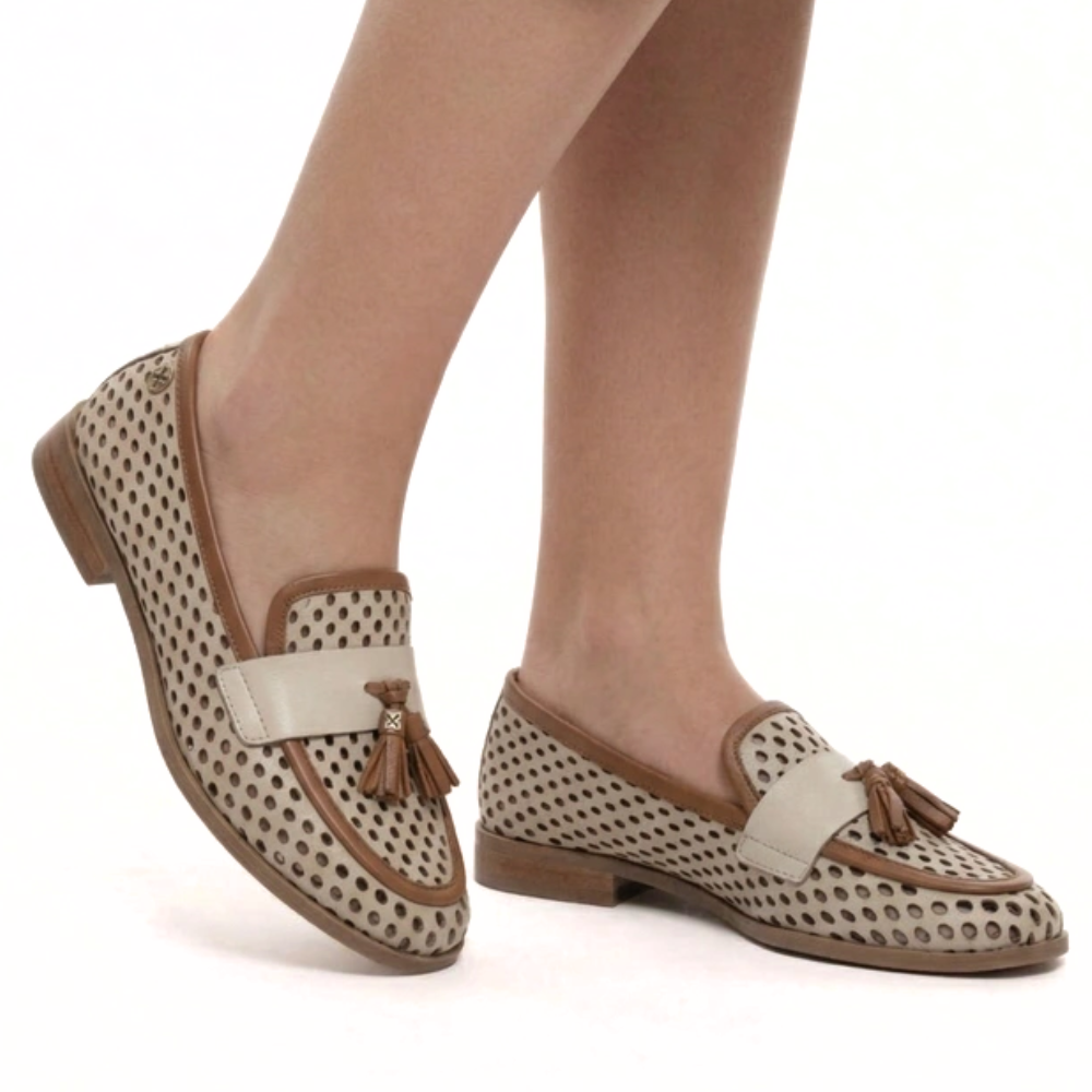 mokasyny lordsy ażurowe beżowe Maciejka HJ760.png