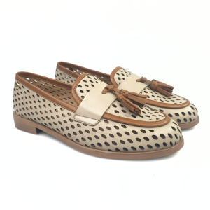 mokasyny lordsy ażurowe beżowe Maciejka HJ760 (1).png