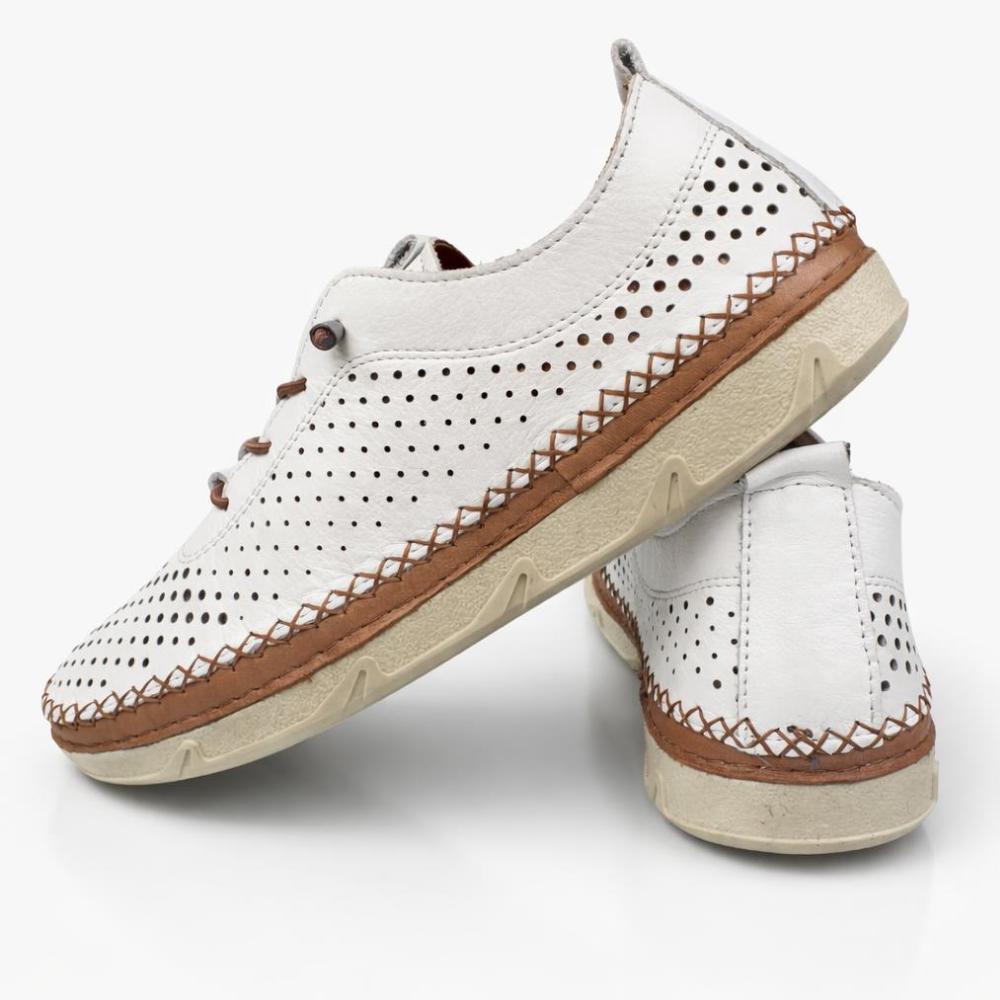 skórzane ażurowe półbuty damskie białe Vacarro 2311 (2).png