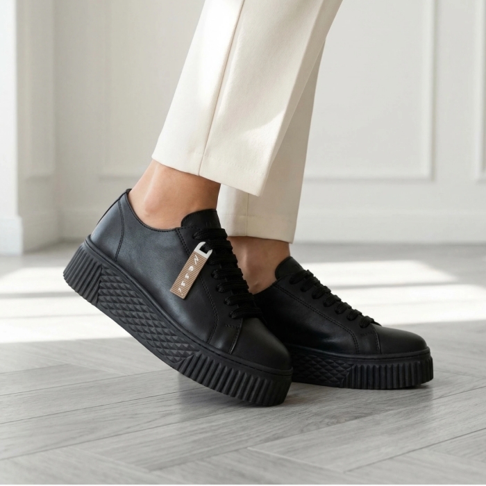 skórzane sneakersy damskie sportowe czarne Nessi 26LP036.jpg