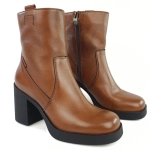 Skórzane botki na grubym obcasie jasny brąz koniak Nessi 23511