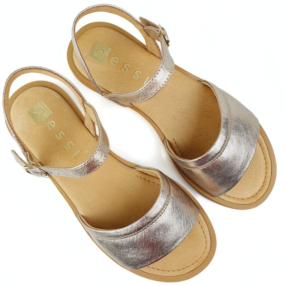 sandałki płaskie złote nessi