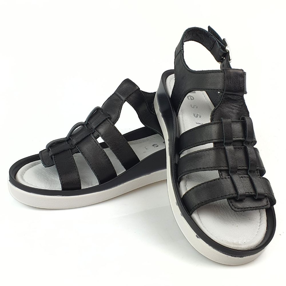 sandały czarne nessi